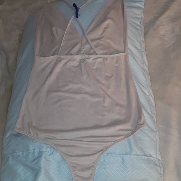 Top - Picture 2 of 2